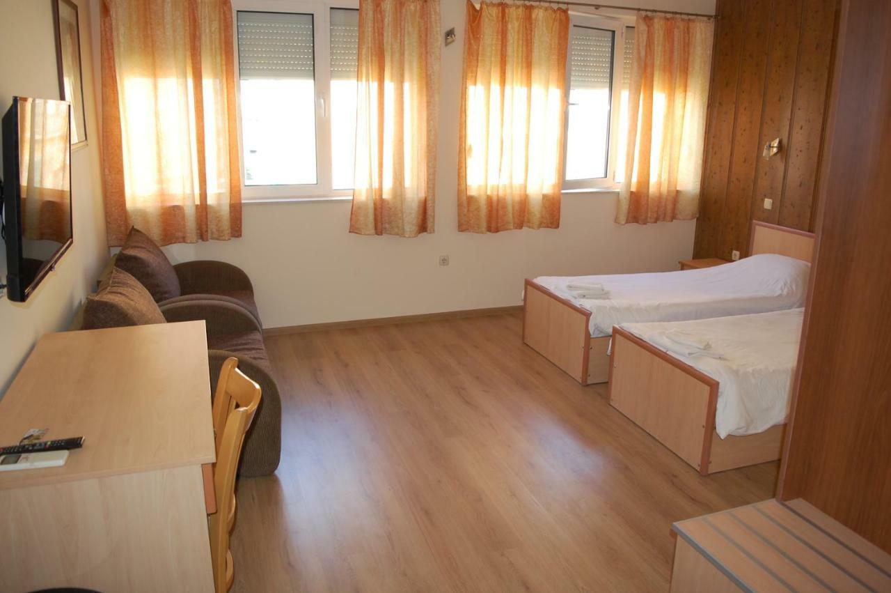 Hotel Vitosha Трявна Екстер'єр фото